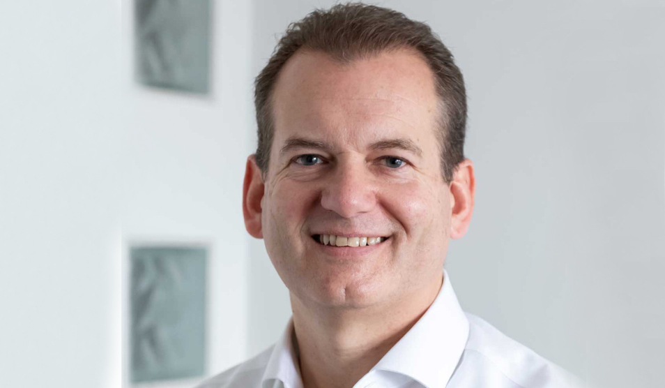 Prof. Anthony Gordon