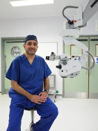 Dr. Avi Kulkarni