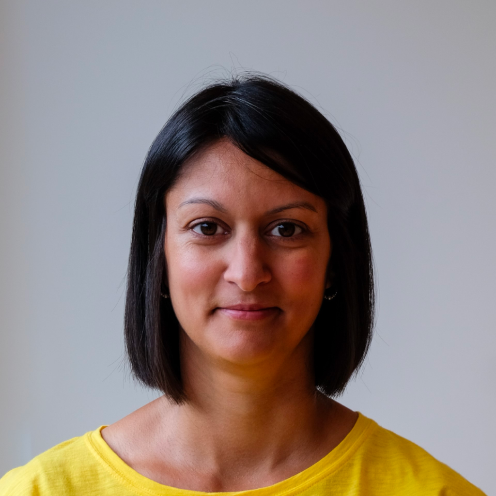 Dr. Claire Phipps