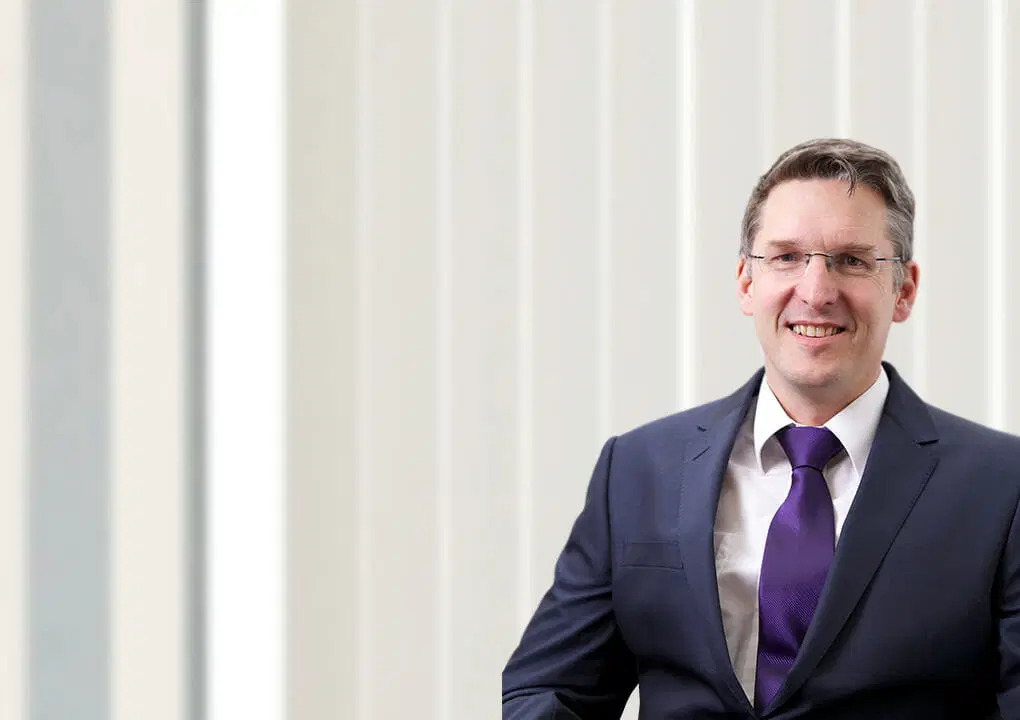 Dr. Justin Coulter