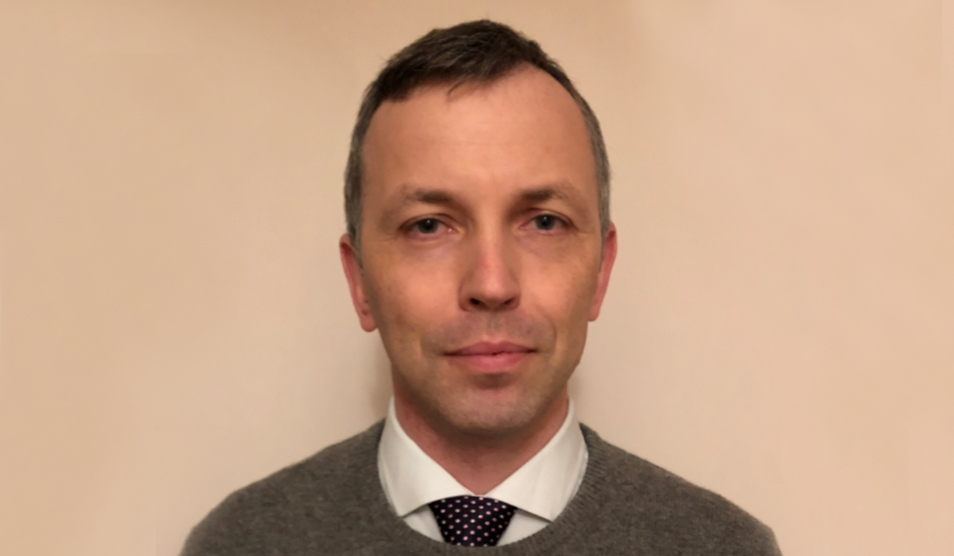 Dr. Pawel Bogucki