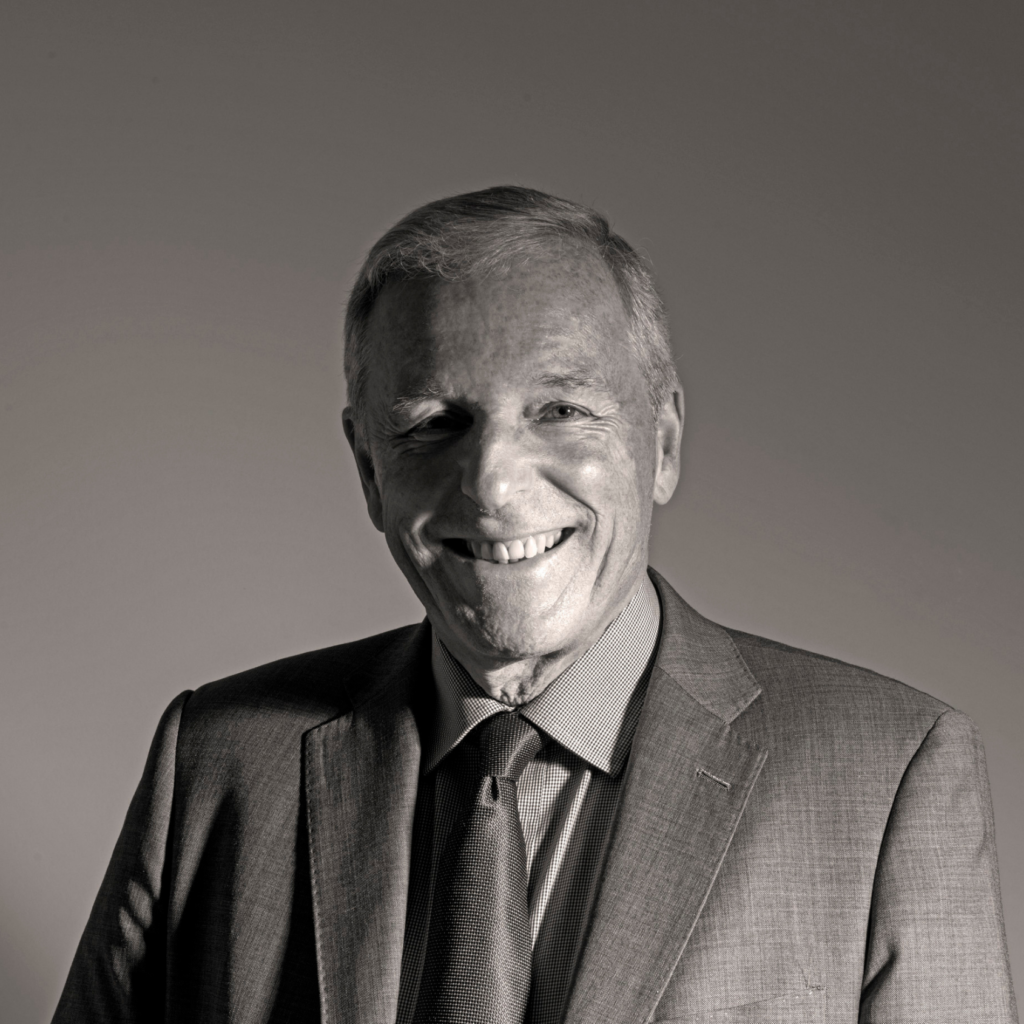 Dr. Richard Gullan