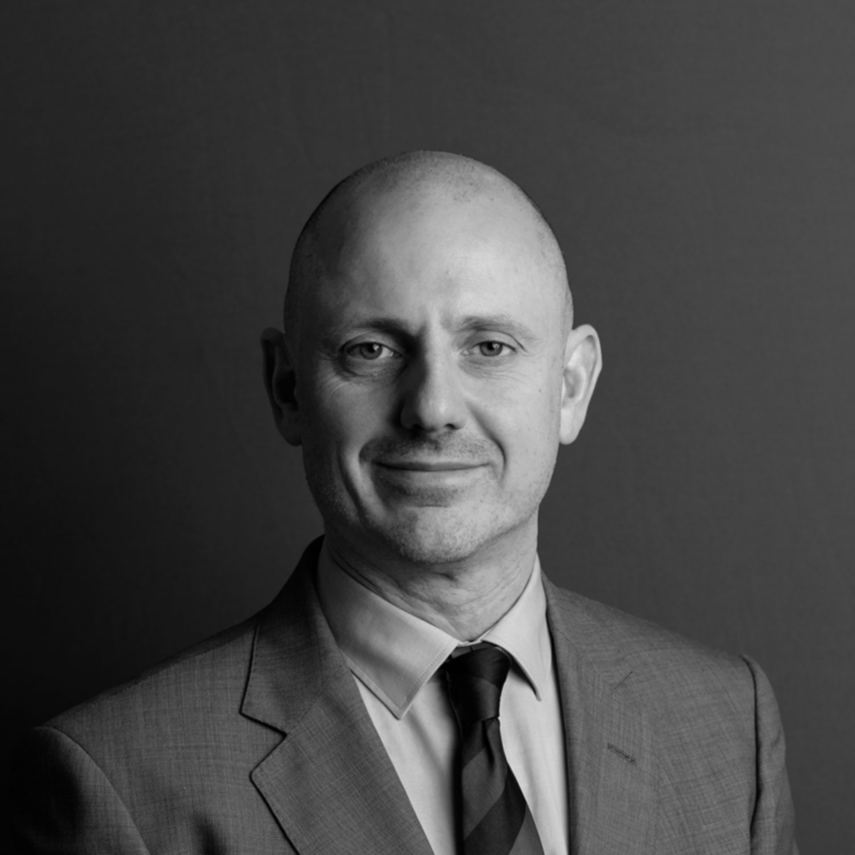 Dr. Sinan Barazi