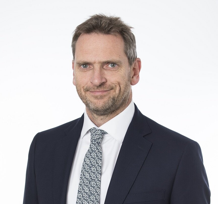 Dr. Neil Chapman